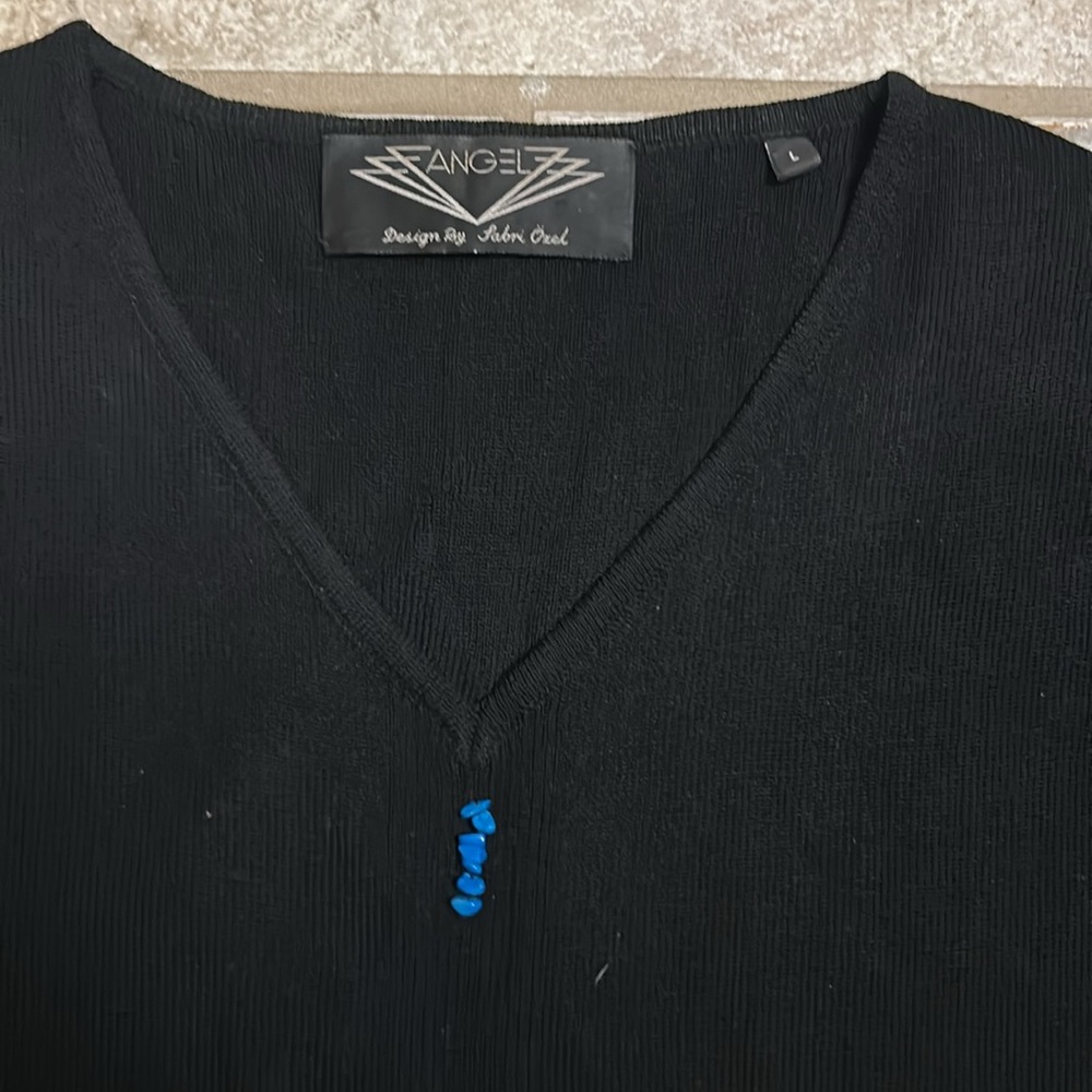 🍪 Angel V-Neck Black Sweater with Blue Stone Accents Large - Picture 2 of 12